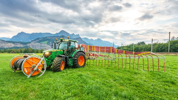 Gülleausbringung Agrardienstleistungen
