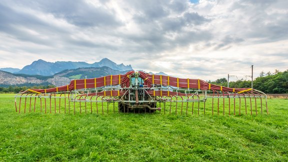 Güllehandel Schleppschlauchverteiler